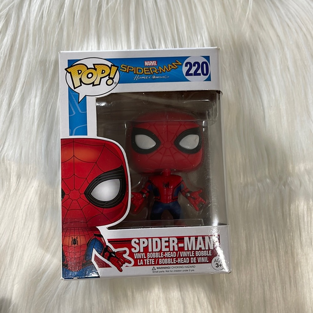 Spider-Man Funko Pop! (M) Marvel Spider-Man Homecoming #220